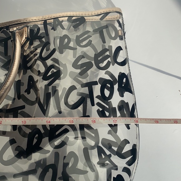 Victoria’s Secret Tote - Picture 9 of 11